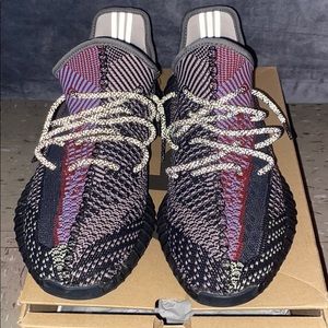 Yeezy warn about 5 times  there in good condition